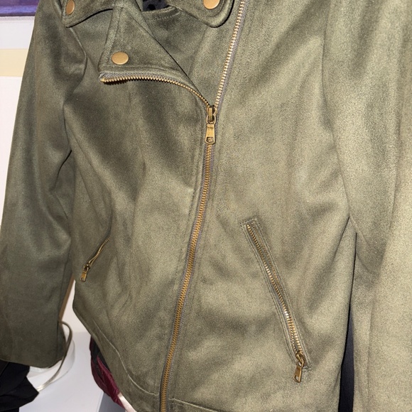 Banana Republic Moto Jacket – Size XS – Olive Green suede - Picture 2 of 4